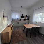 Apartament Modernes Zentrales Hideaway In Der Alten Post *