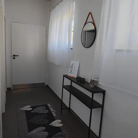 Modernes Zentrales Hideaway In Der Alten Post Apartmán