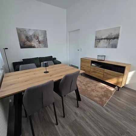 Modernes Zentrales Hideaway In Der Alten Post Apartman Rain