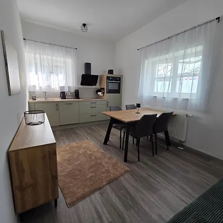 Modernes Zentrales Hideaway In Der Alten Post Apartman