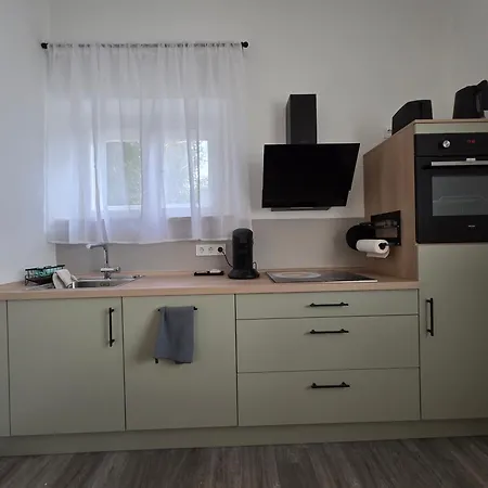 Apartman Modernes Zentrales Hideaway In Der Alten Post Rain