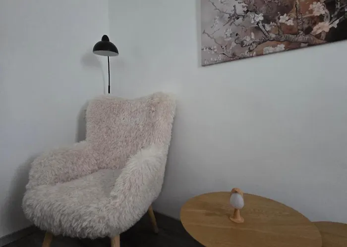 Modernes Zentrales Hideaway In Der Alten Post شقة