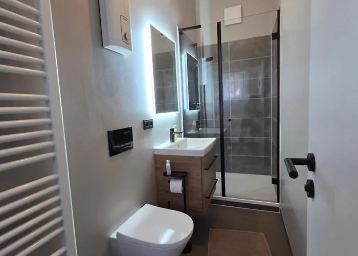 شقة Modernes Zentrales Hideaway In Der Alten Post Rain (Swabia)
